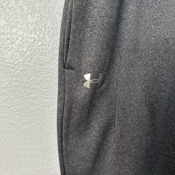 Gray Under Armour Sweatpants - Picture 2 of 3